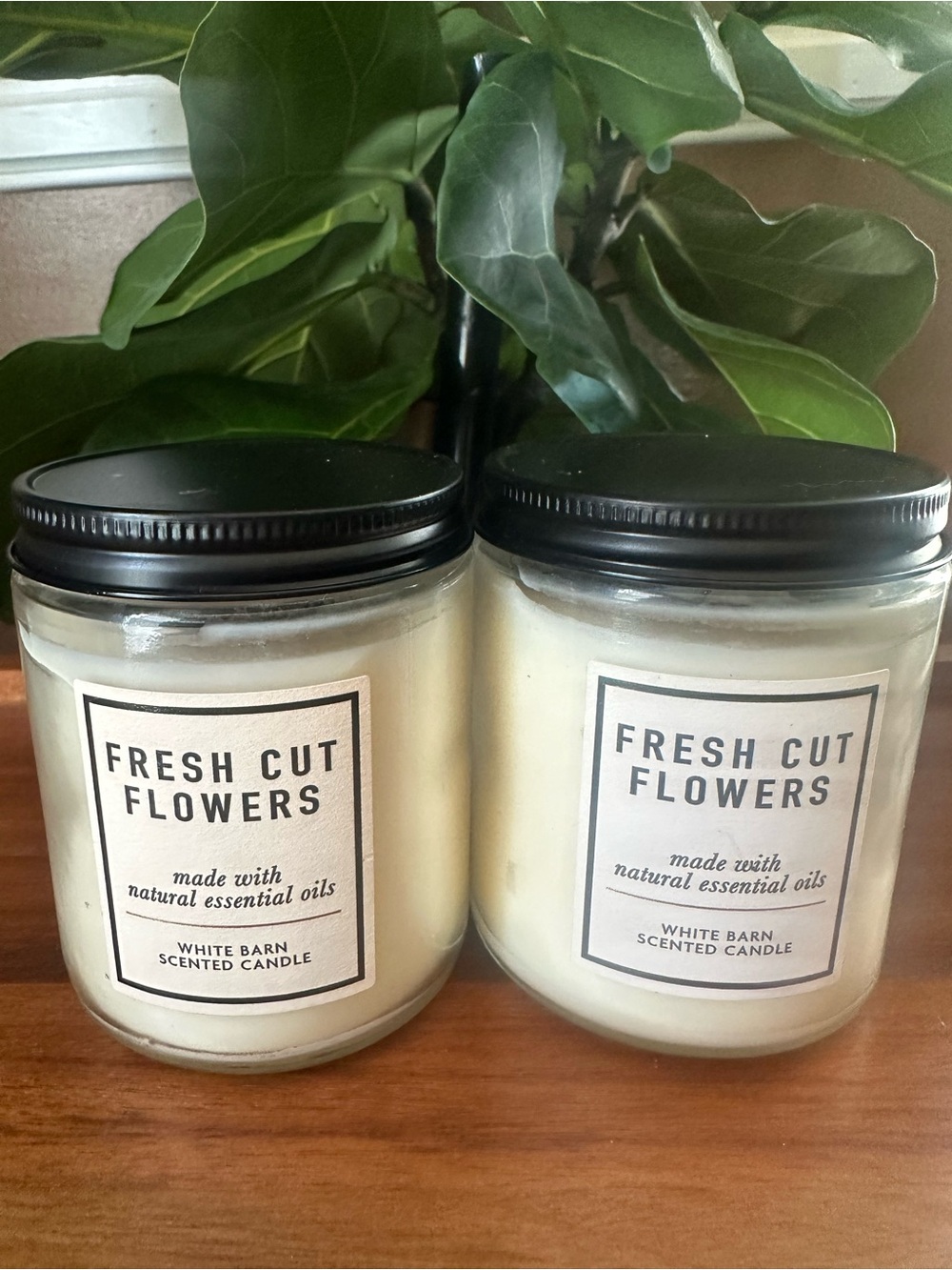 2 Bath & Body Works Fresh Cup Flowers   scented 7 Oz